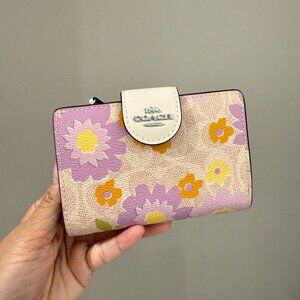 Coach Medium Corner Zip Wallet Floral Print CBO30 CBO31